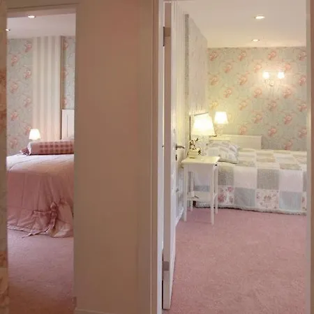 Hotel Viens 4*